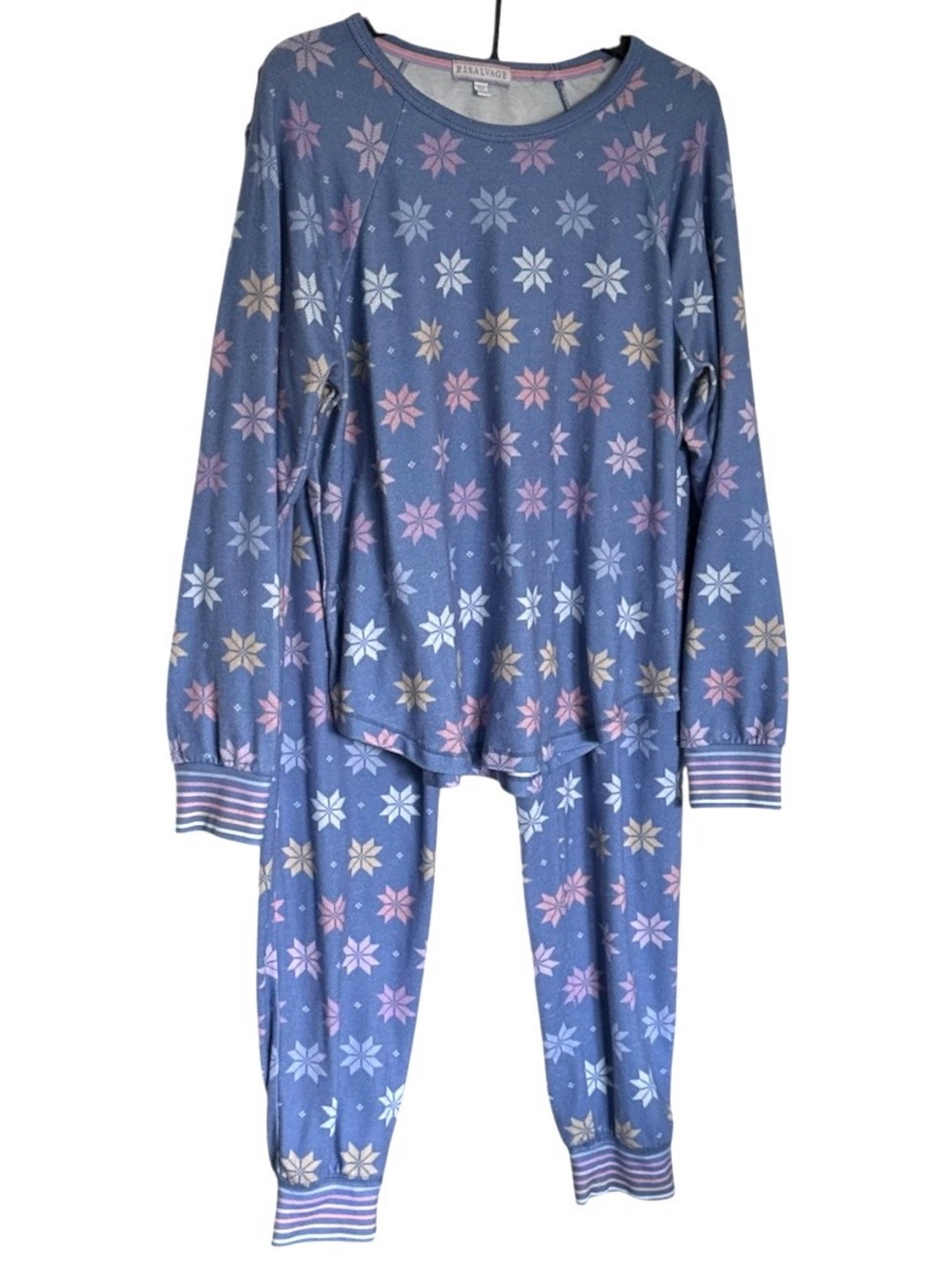 2PC P.J. Salvage Pajama Set Women’s Large Snowflake Long Sleeve Shirt Pants